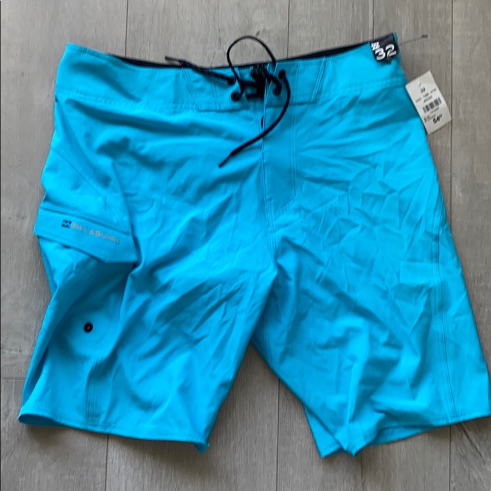 Billabong board shorts NWT platinum X